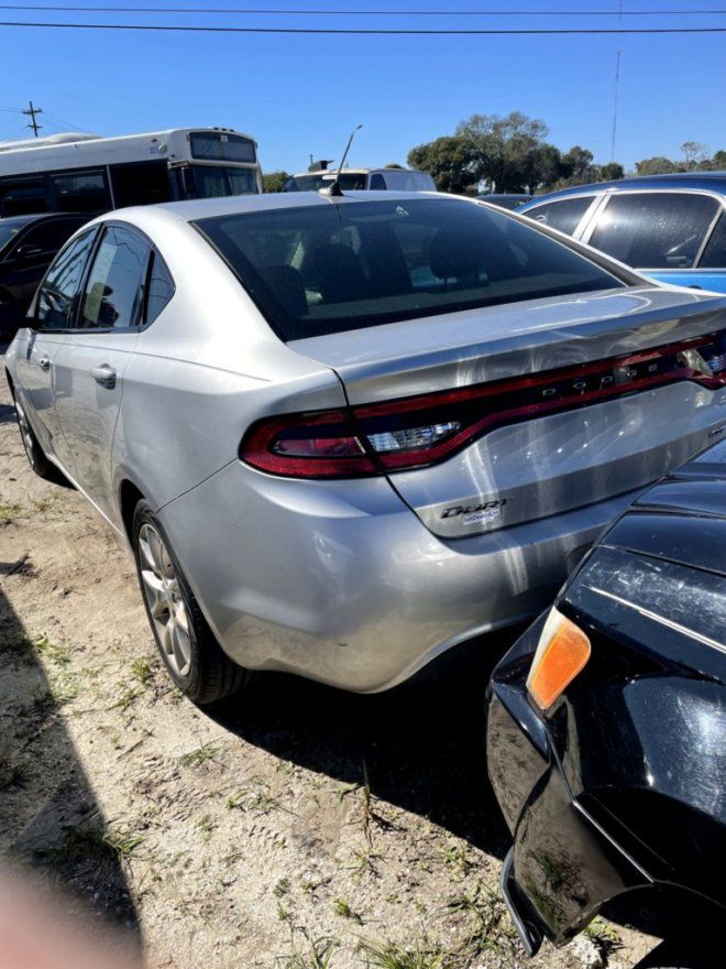 Photo 6 of this DODGE DART