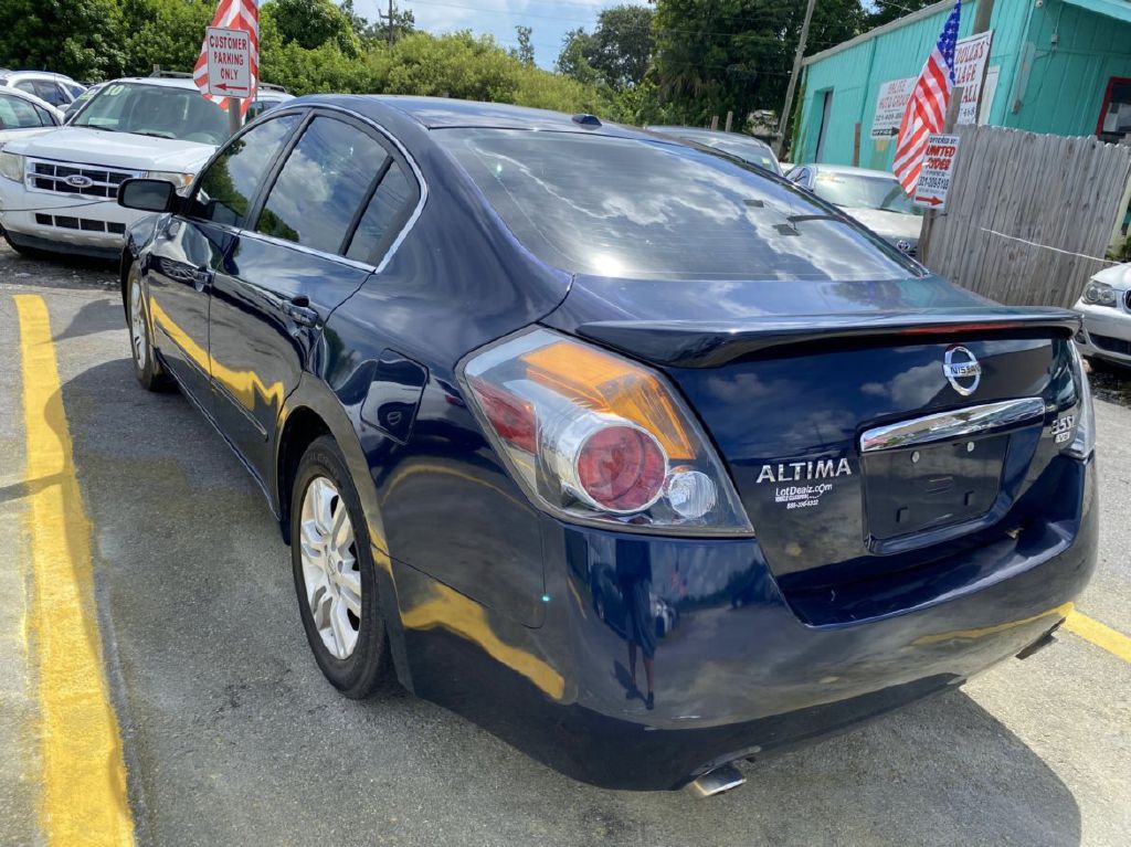 Photo 9 of this NISSAN ALTIMA