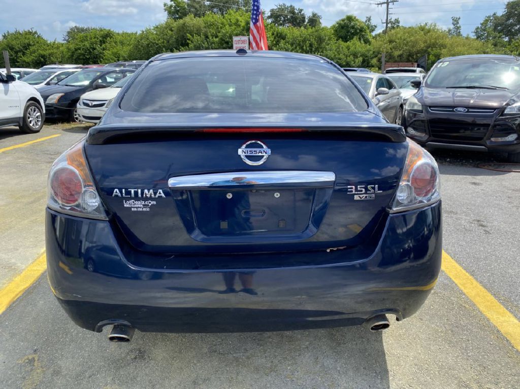 Photo 10 of this NISSAN ALTIMA