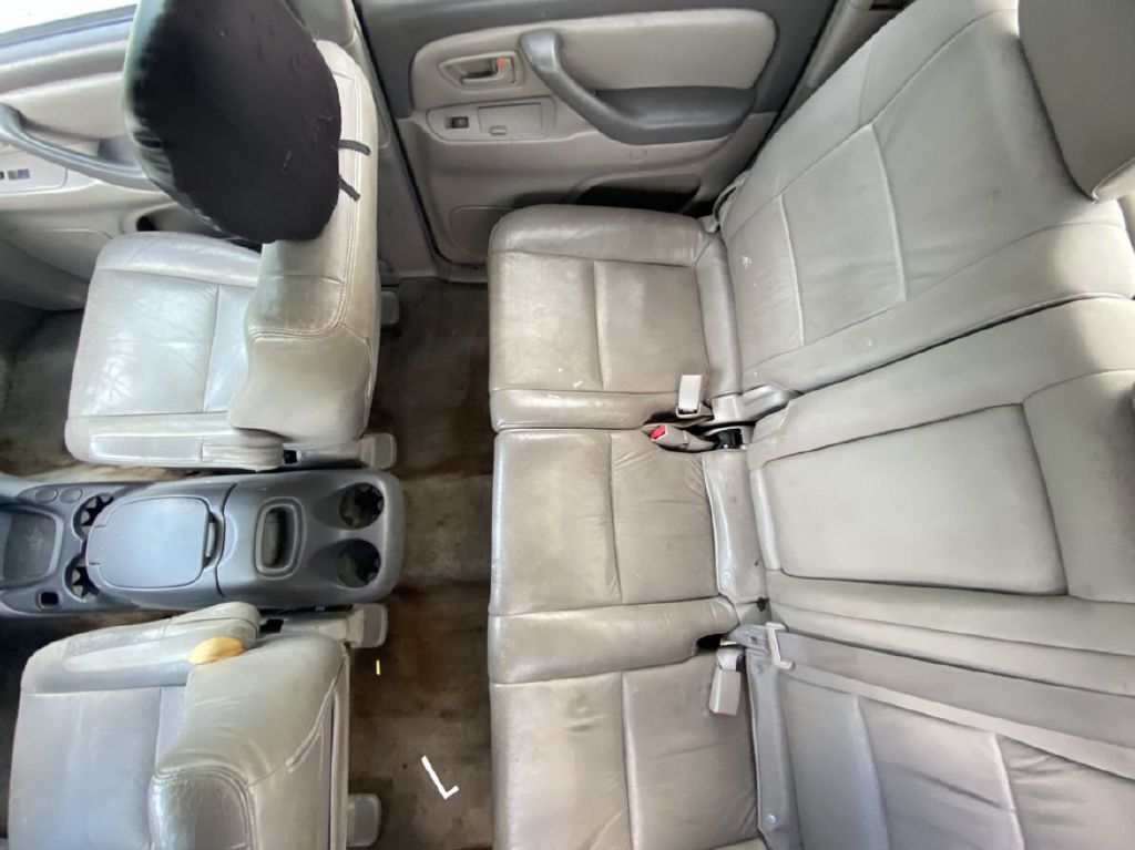 Photo 8 of this TOYOTA TUNDRA