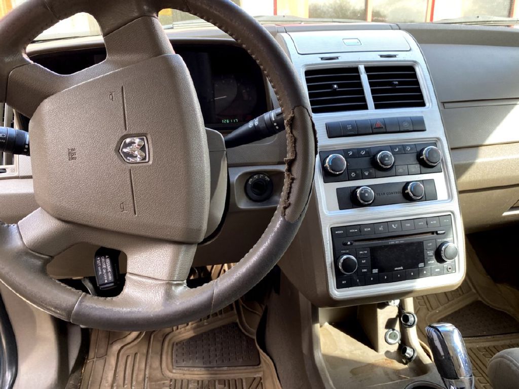 Photo 5 of this DODGE JOURNEY