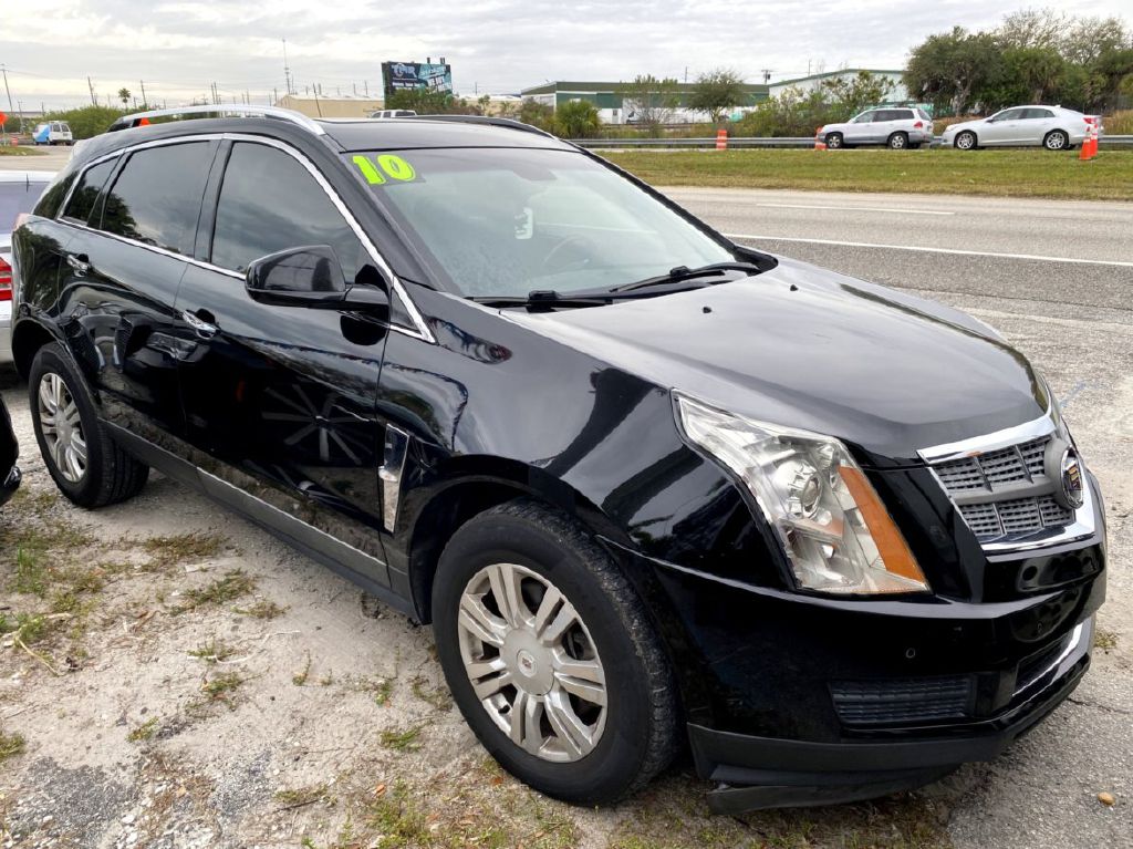 Photo 2 of this CADILLAC SRX