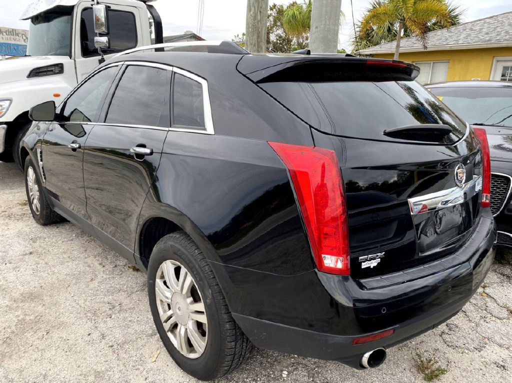 Photo 6 of this CADILLAC SRX