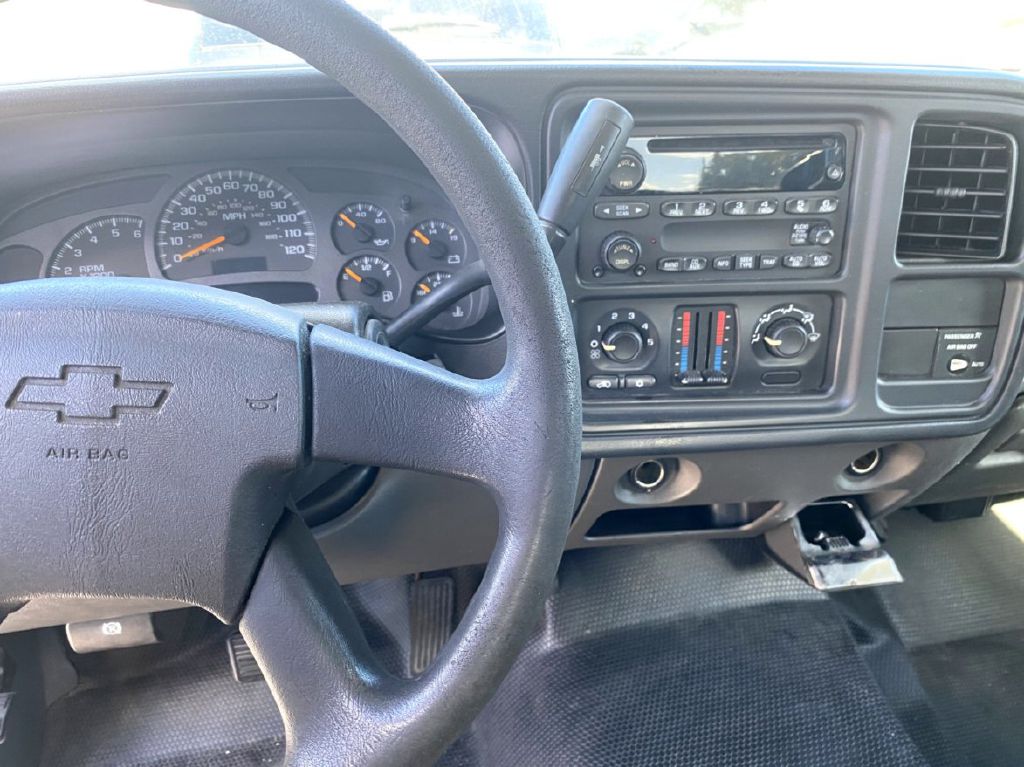 CHEVROLET SILVERADO 1500 2004 CHEVROLET SILVERADO 1500 1GCEC19X34Z270750