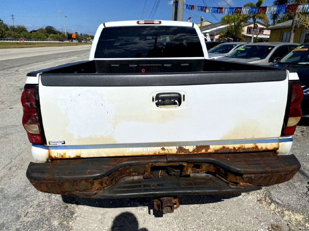 CHEVROLET SILVERADO 1500 2004 CHEVROLET SILVERADO 1500 1GCEC19X34Z270750
