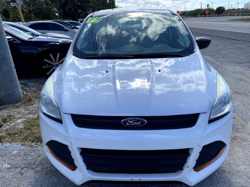 Photo 3 of this FORD ESCAPE