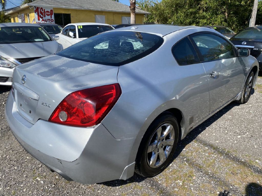 Photo 13 of this NISSAN ALTIMA