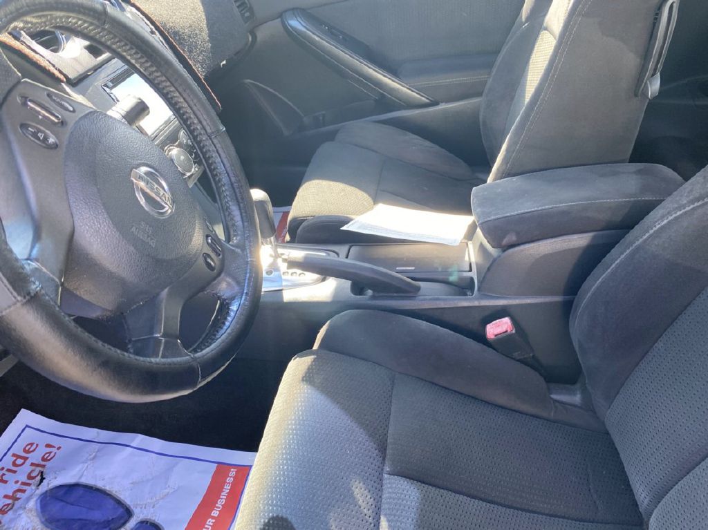 Photo 4 of this NISSAN ALTIMA