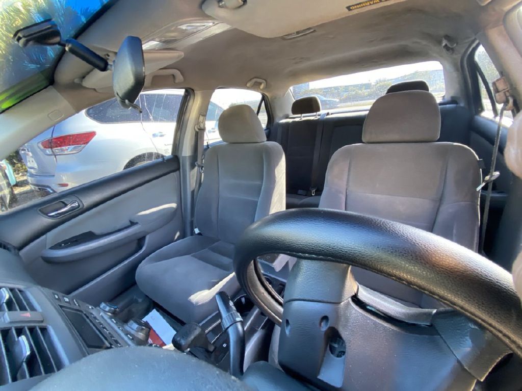 Photo 6 of this HONDA ACCORD