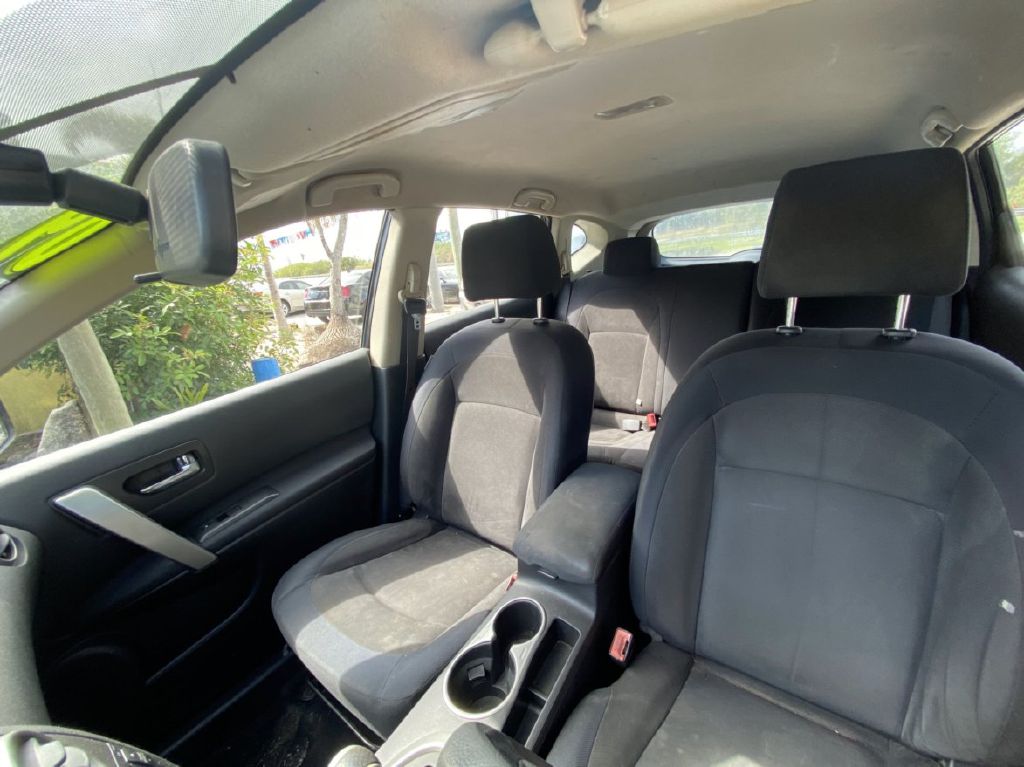 Photo 6 of this NISSAN ROGUE