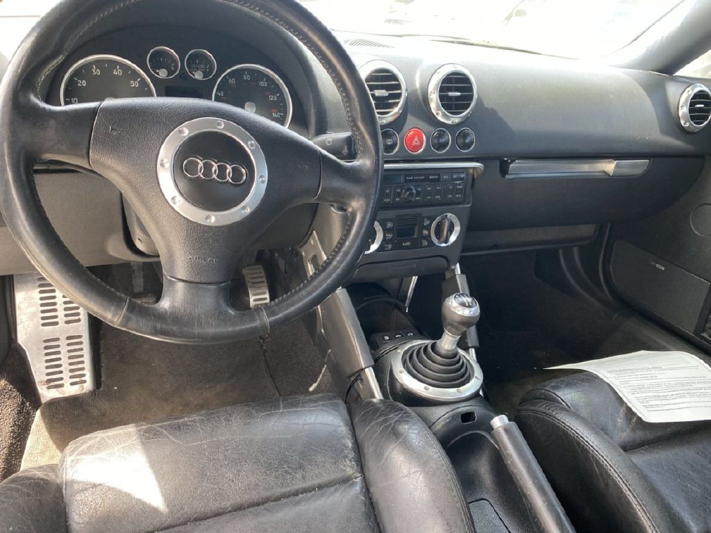 Photo 7 of this AUDI TT