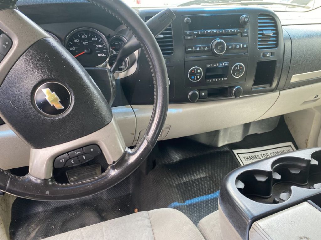 Photo 5 of this CHEVROLET SILVERADO 1500