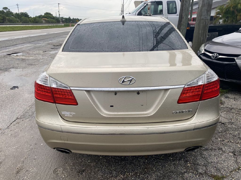 HYUNDAI GENESIS 2009 HYUNDAI GENESIS KMHGC46E99U025304