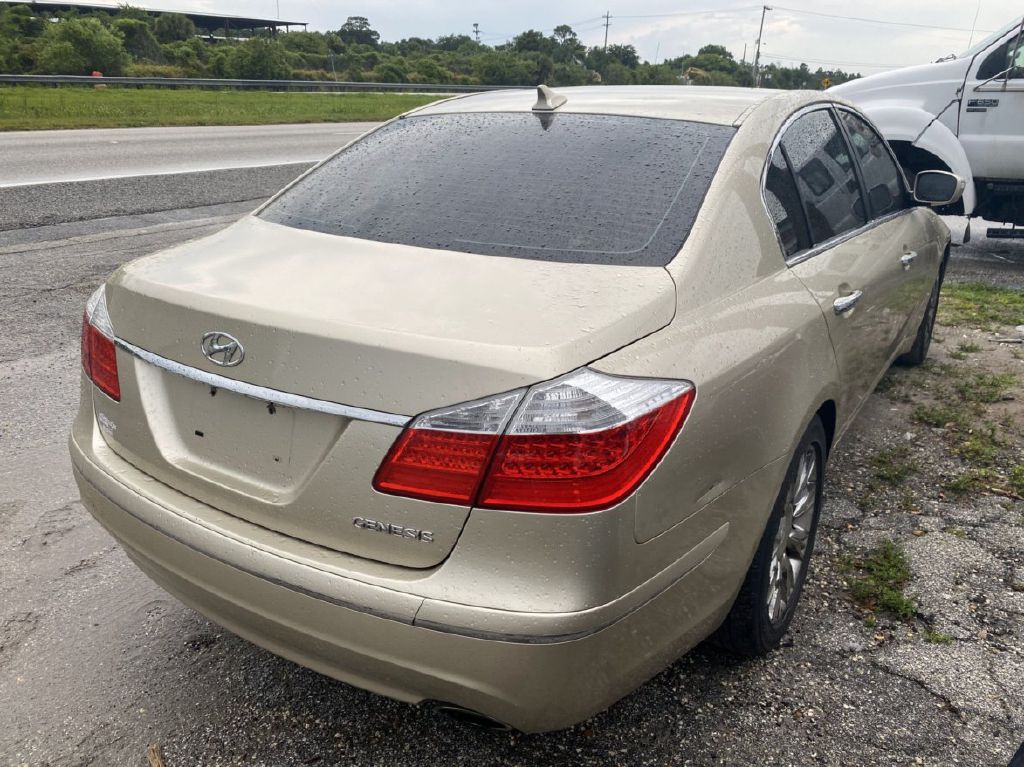 HYUNDAI GENESIS 2009 HYUNDAI GENESIS KMHGC46E99U025304
