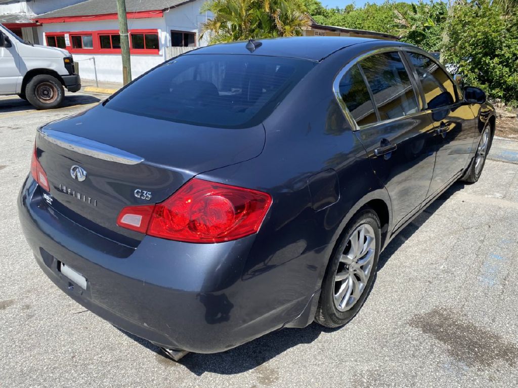 Photo 11 of this INFINITI G35