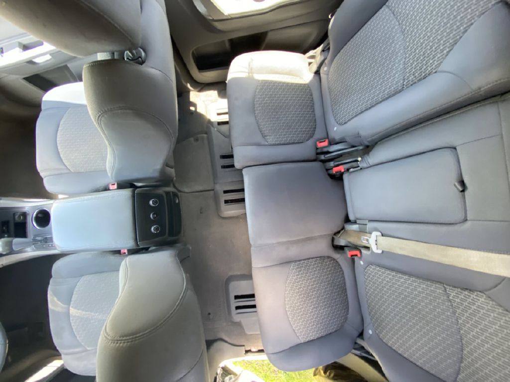 CHEVROLET TRAVERSE 2011 CHEVROLET TRAVERSE 1GNKVGED2BJ121082