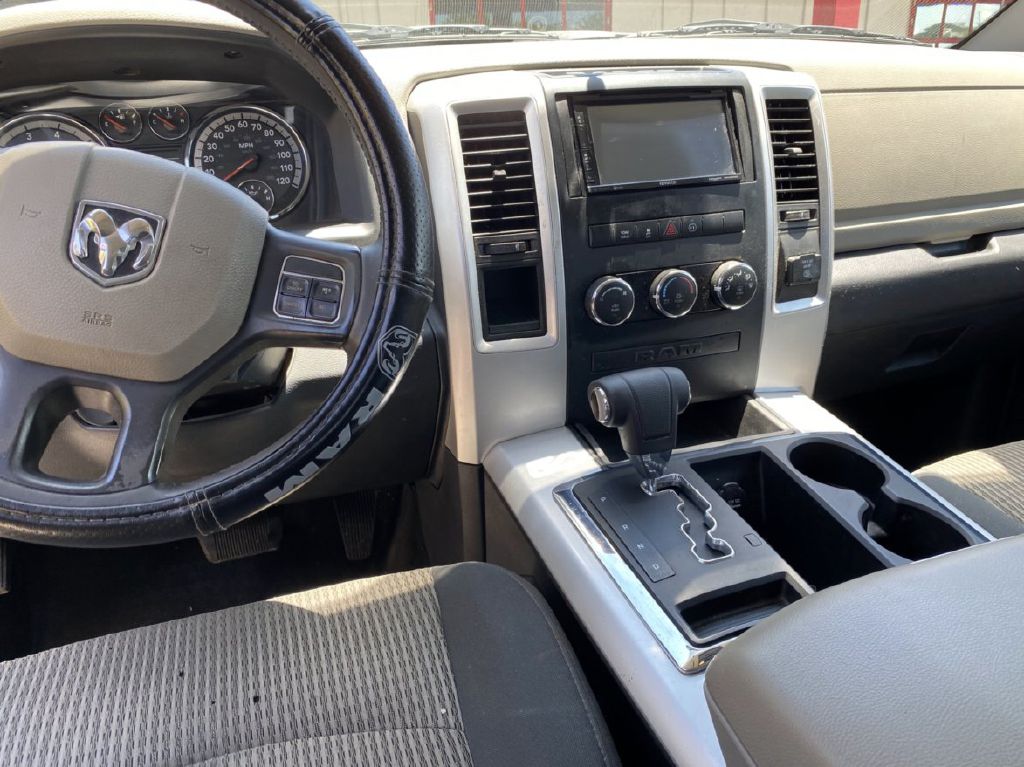 Photo 5 of this DODGE RAM 1500
