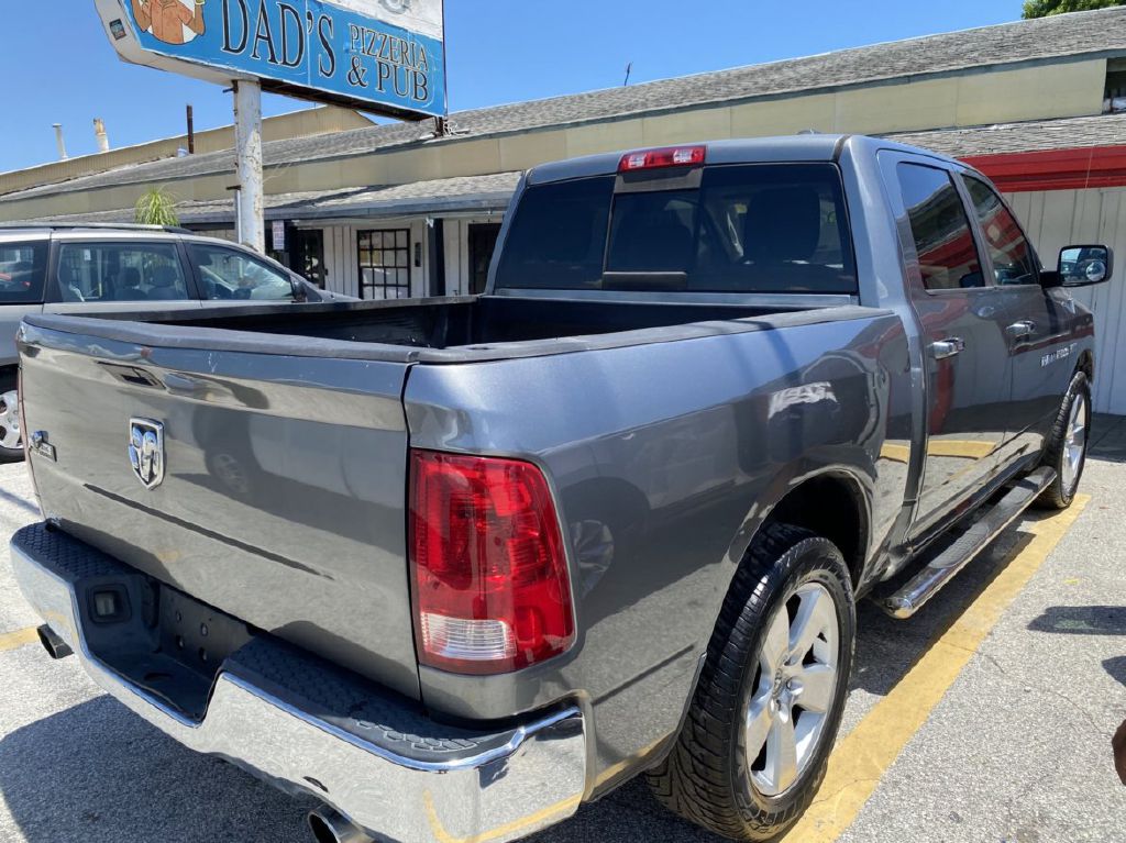 Photo 11 of this DODGE RAM 1500