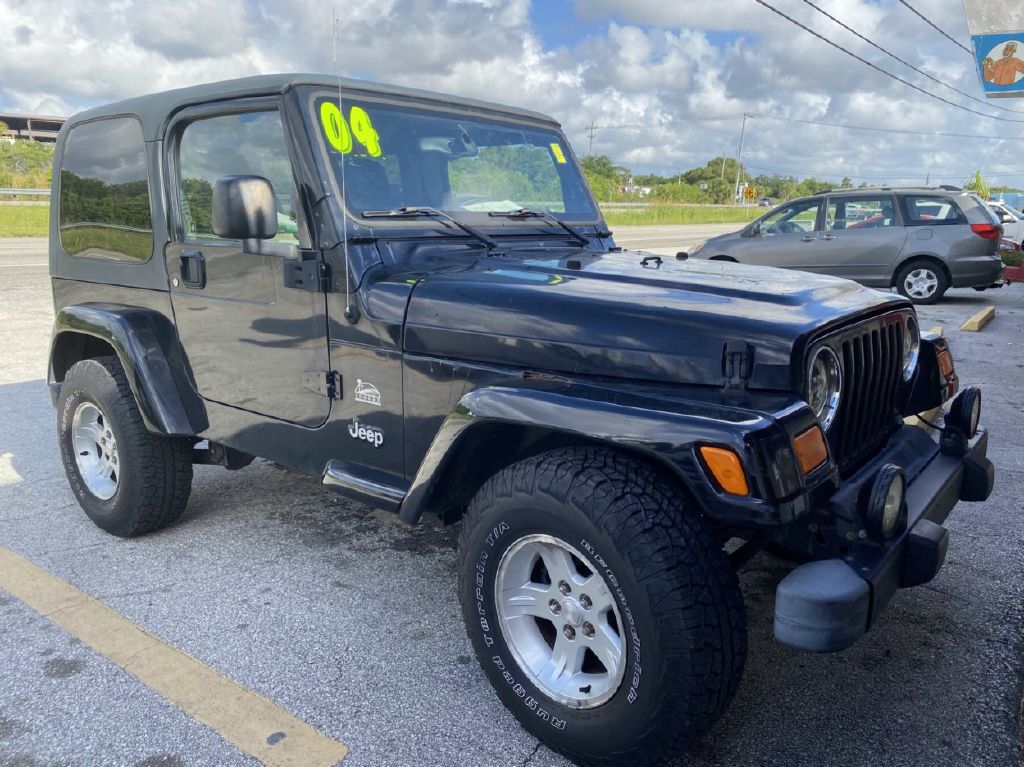 Photo 4 of this JEEP WRANGLER / TJ