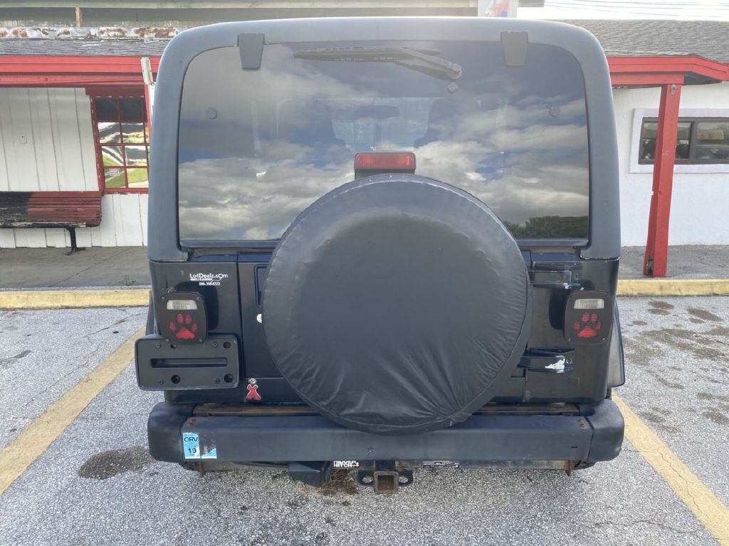 Photo 13 of this JEEP WRANGLER / TJ