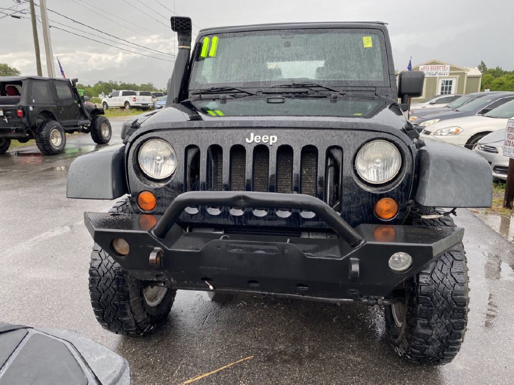 Photo 2 of this JEEP WRANGLER