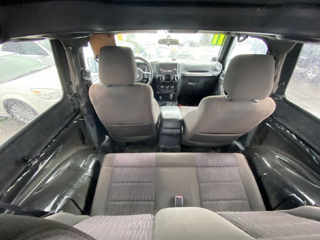 Photo 11 of this JEEP WRANGLER