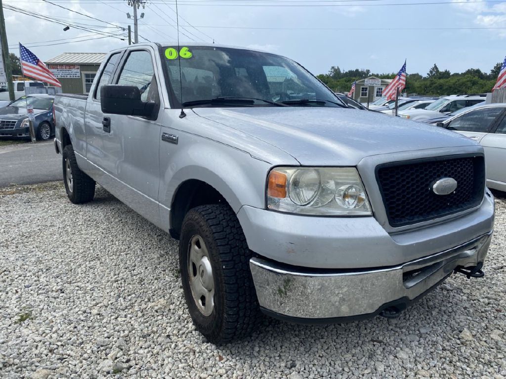 Photo 3 of this FORD F150