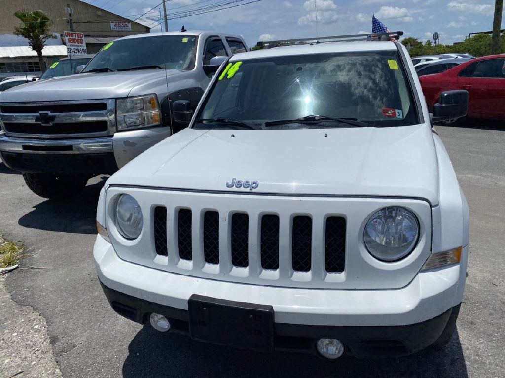 Photo 2 of this JEEP PATRIOT
