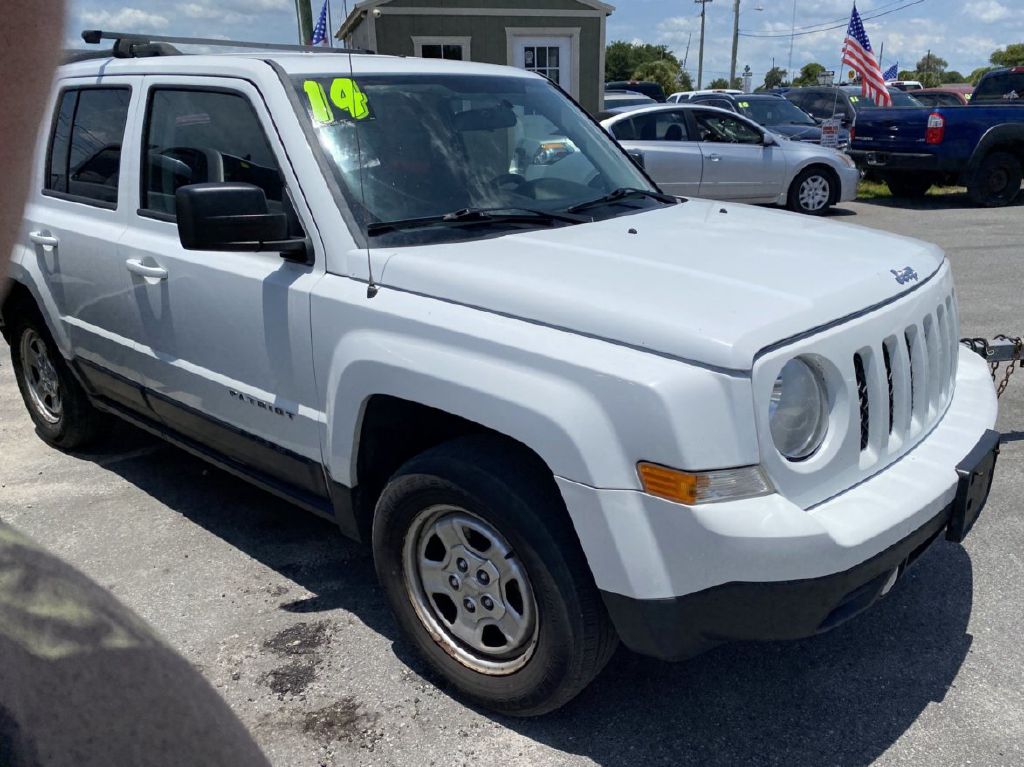 Photo 3 of this JEEP PATRIOT