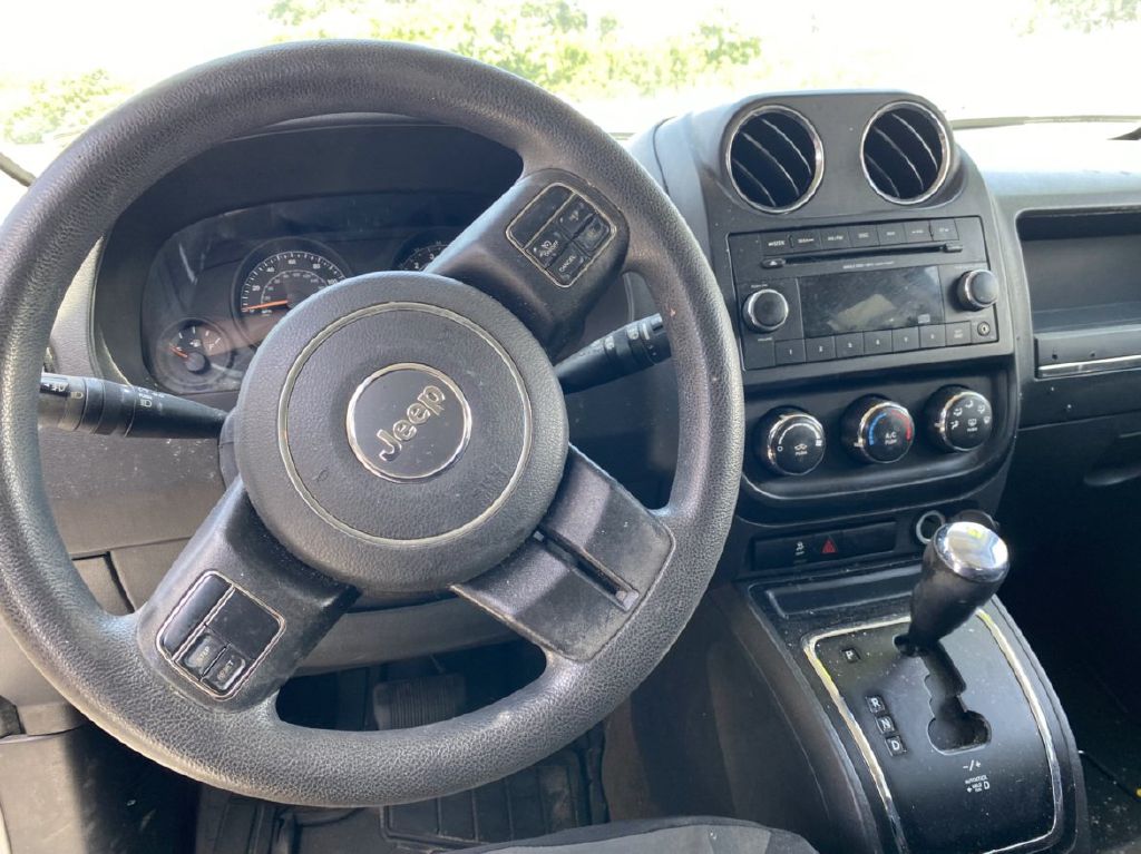 Photo 5 of this JEEP PATRIOT