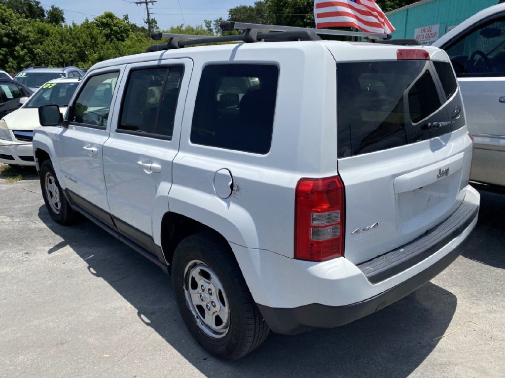 Photo 9 of this JEEP PATRIOT