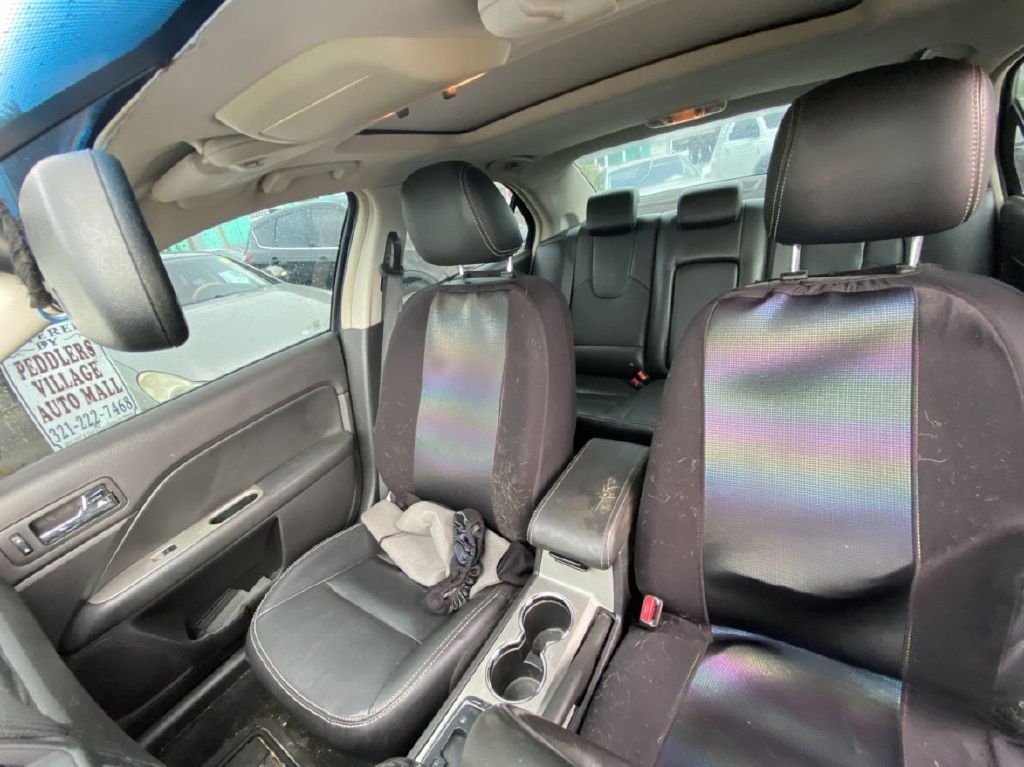 Photo 6 of this FORD FUSION