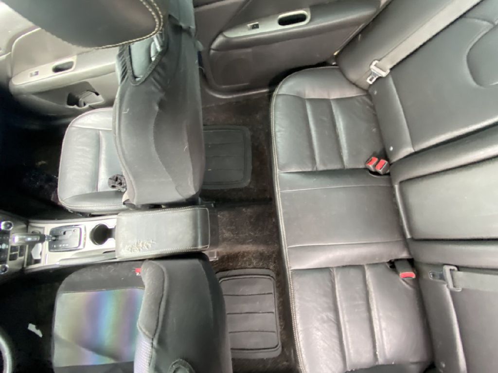 Photo 8 of this FORD FUSION