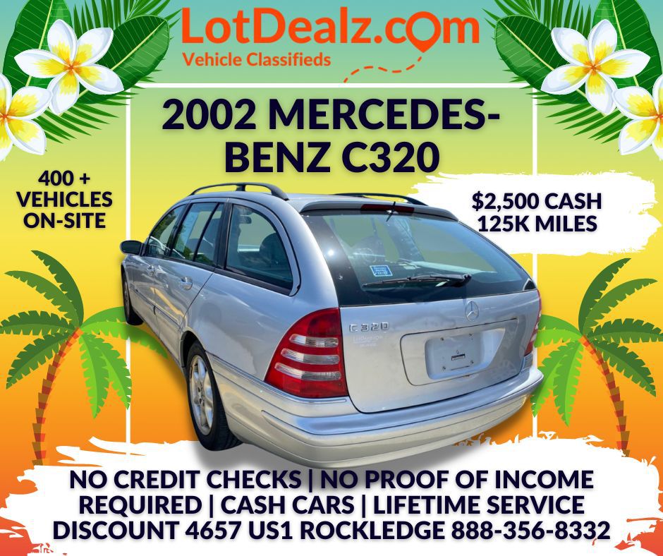 Photo 8 of this MERCEDES-BENZ C-CLASS