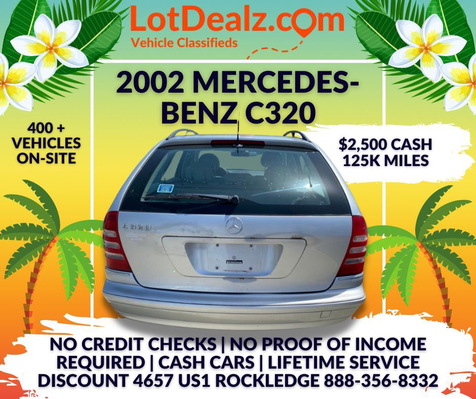 Photo 9 of this MERCEDES-BENZ C-CLASS