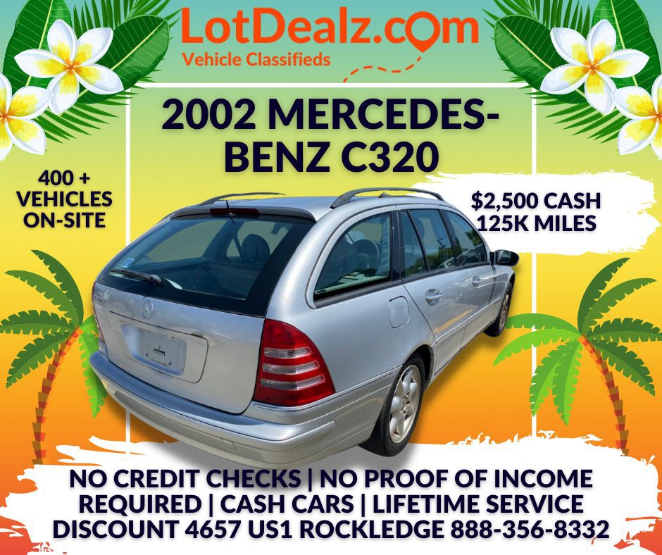 Photo 10 of this MERCEDES-BENZ C-CLASS