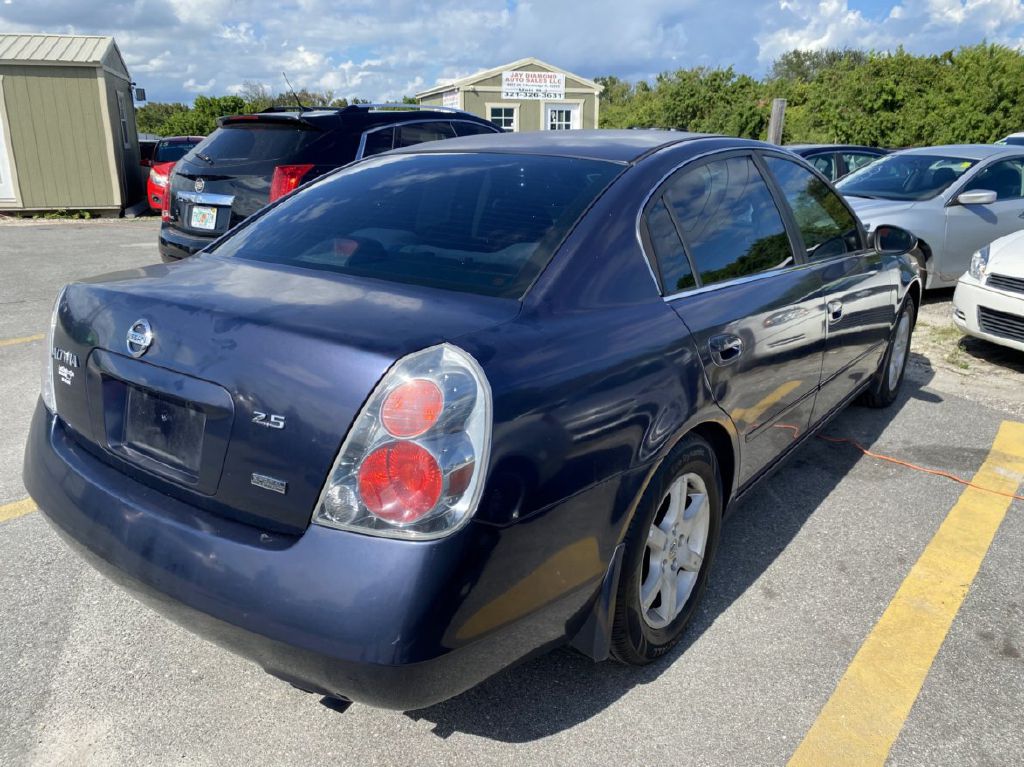 Photo 11 of this NISSAN ALTIMA