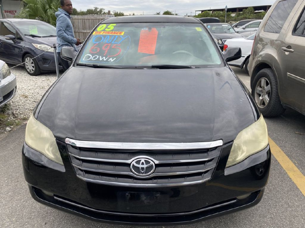 Photo 2 of this TOYOTA AVALON