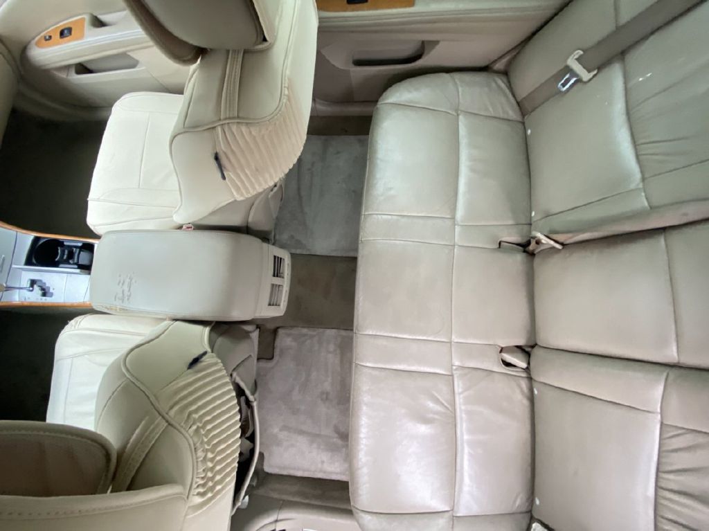 Photo 8 of this TOYOTA AVALON