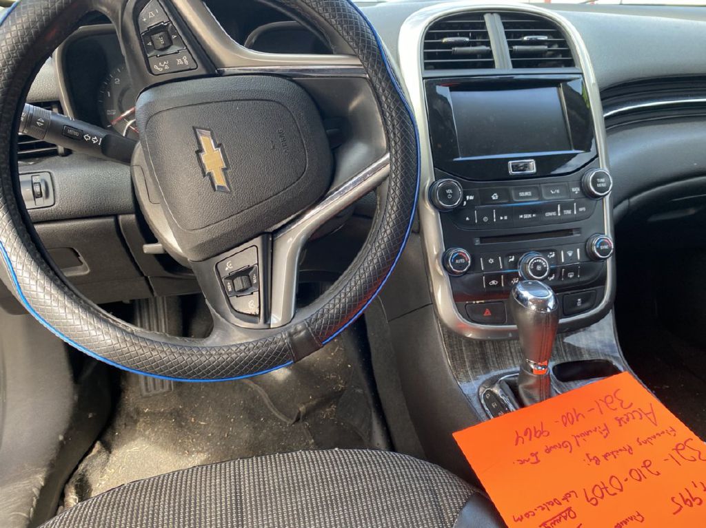 Photo 5 of this CHEVROLET MALIBU