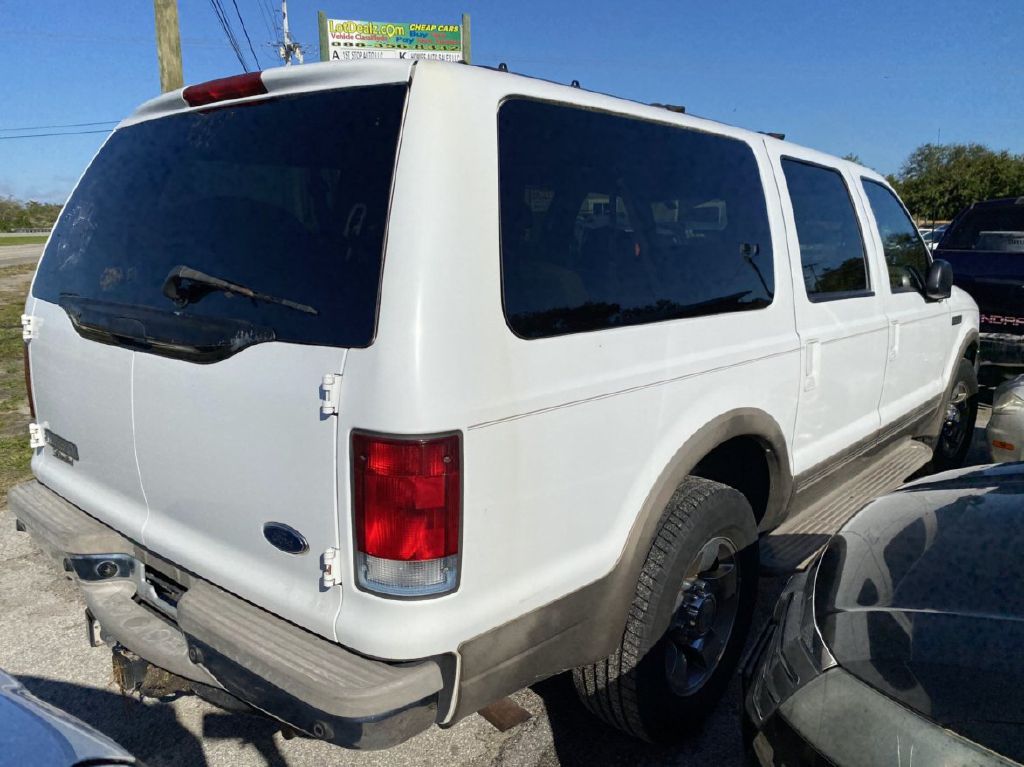 Photo 12 of this FORD EXCURSION