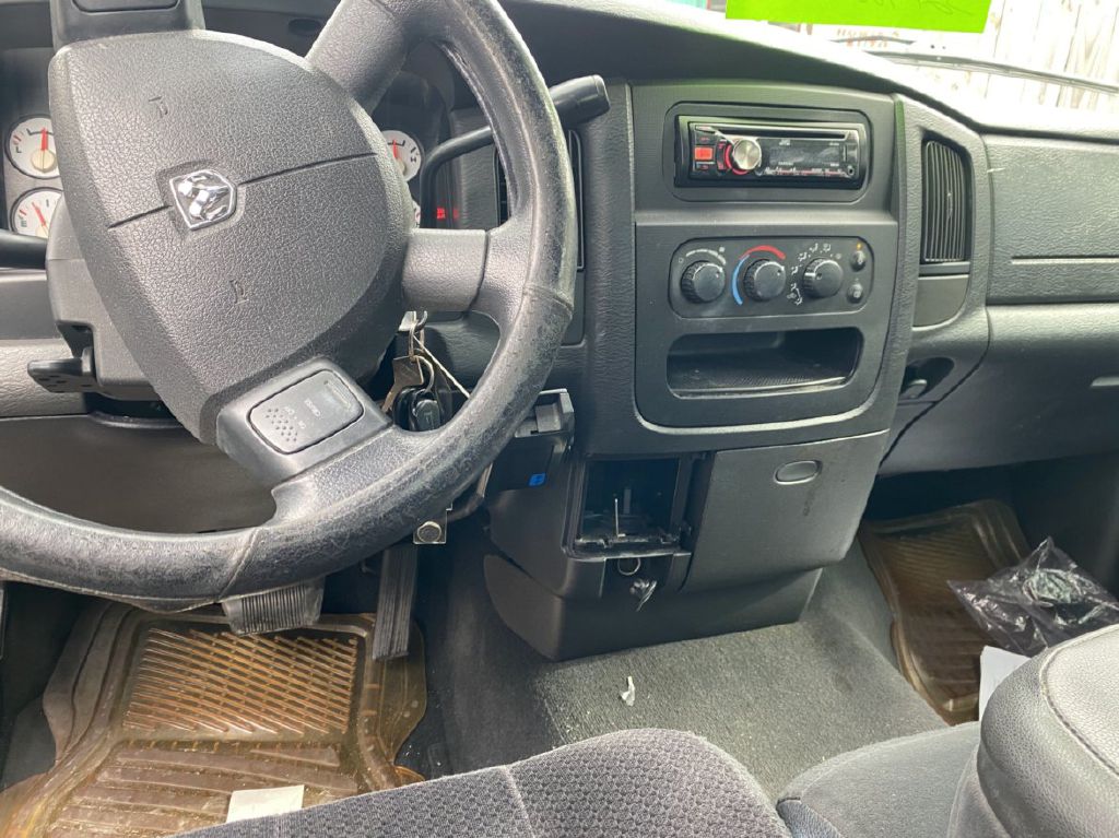 DODGE RAM 1500 2004 DODGE RAM 1500 1D7HA18D14S772309