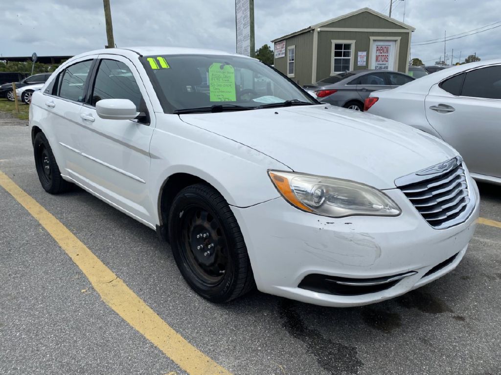 2011 CHRYSLER 200