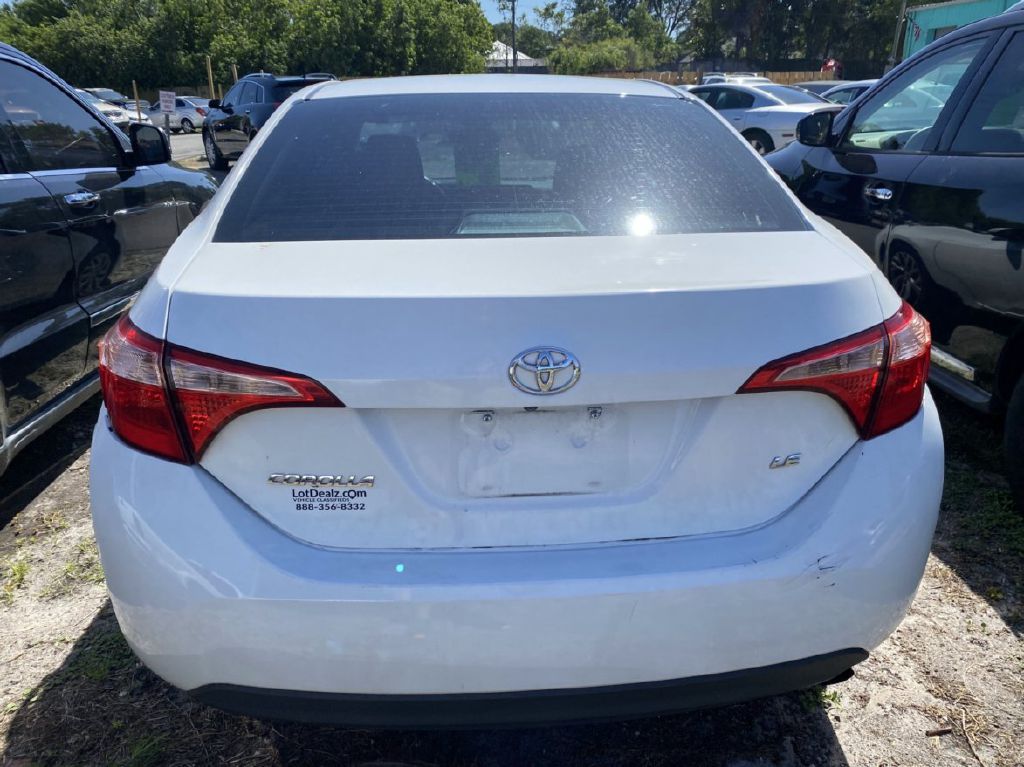 Photo 9 of this TOYOTA COROLLA