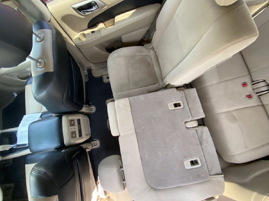 Photo 9 of this NISSAN PATHFINDER