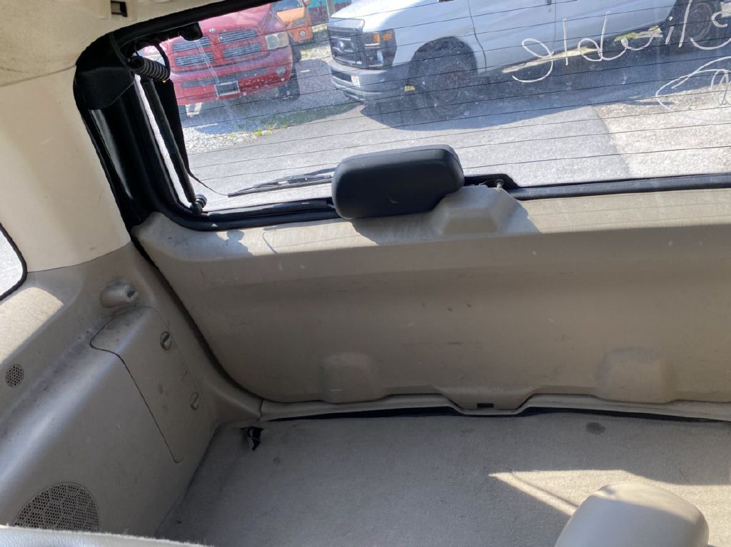Photo 8 of this FORD ESCAPE