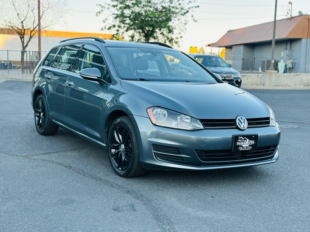 Silver 2016 Volkswagen Golf SportWagen Wagon Front-Wheel Drive Automatic