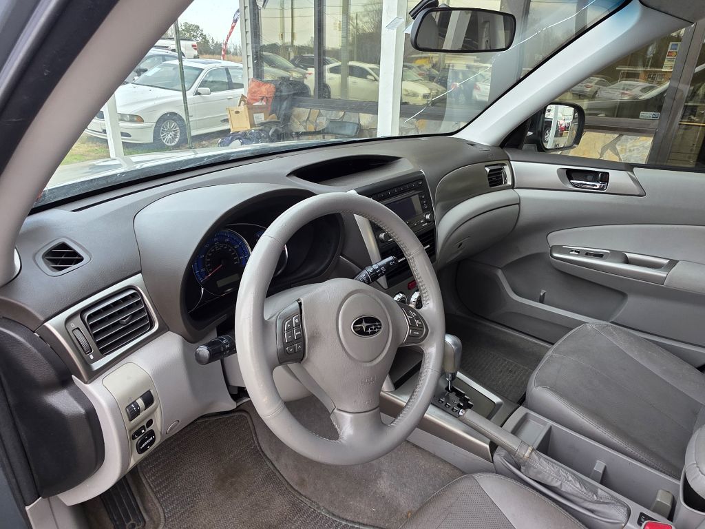 Photo 11 of this SUBARU FORESTER