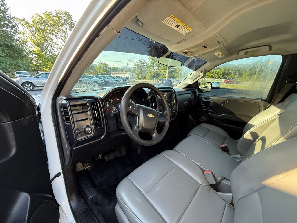Photo 10 of this CHEVROLET SILVERADO 1500
