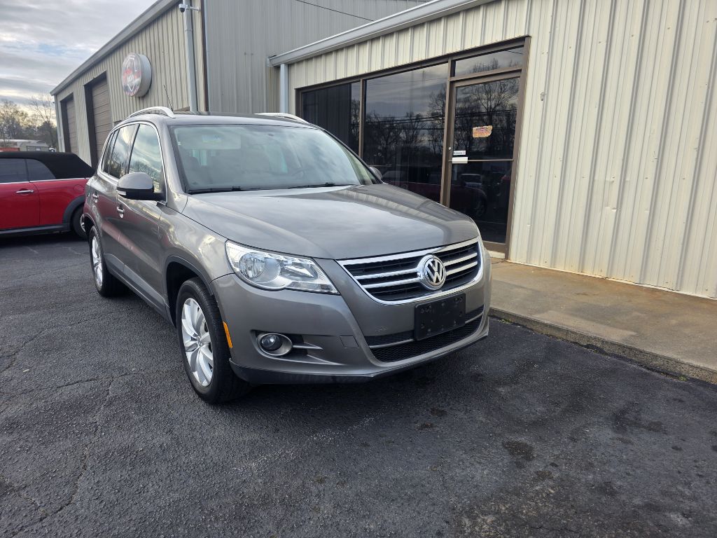 Photo 14 of this VOLKSWAGEN TIGUAN